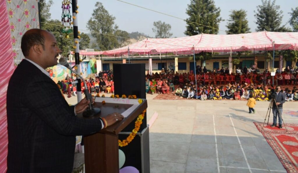 विद्यार्थियों को महापुरुषों के जीवन का अनुसरण करना चाहिए: यादविंदर गोमा