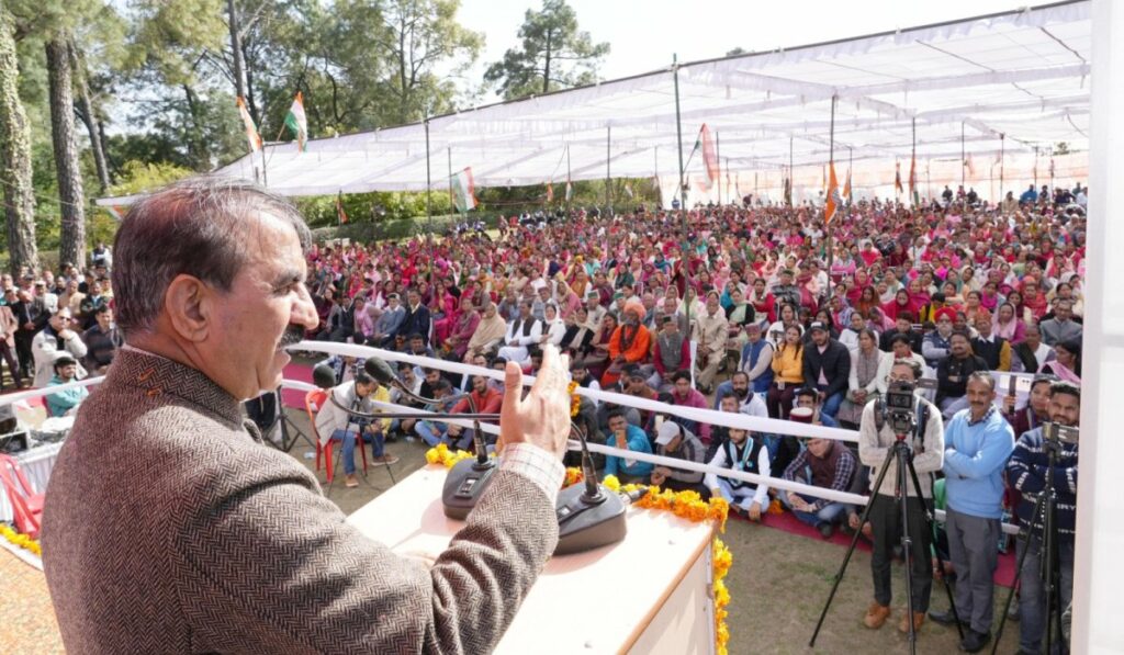 मुख्यमंत्री ने पालमपुर को करोड़ों डॉलर की विकास परियोजनाएं प्रदान की हैं