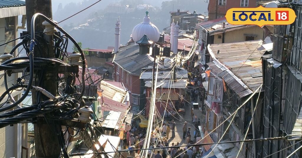 शिमला में 50 करोड़ रुपये की लागत से पाइपें भूमिगत बिछाई जाएंगी, जिससे शहर की सुंदरता में चार चांद लगेंगे।