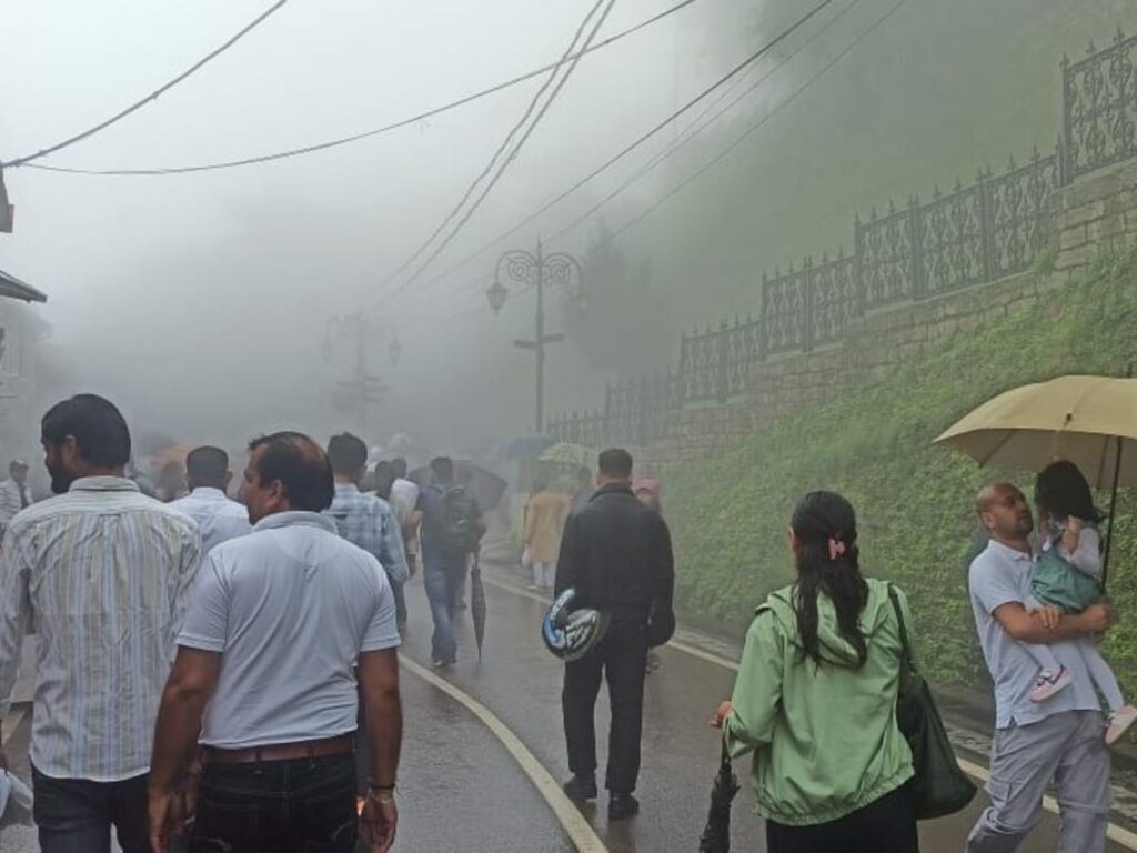 हिमाचल के दो जिलों में बाढ़ की चेतावनी, 21 अगस्त तक भारी बारिश की चेतावनी; इस सीजन में 201 मौतें