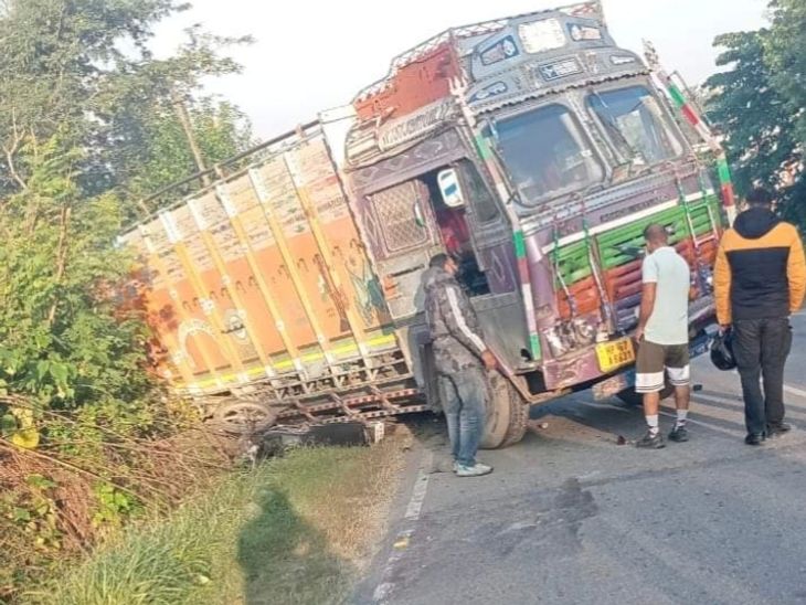 ऊना में ट्रक बाइक की टक्कर: 2 किशोरों की मौत, बाइक में ईंधन भरवाने बंगाणा जा रहे थे- Una News