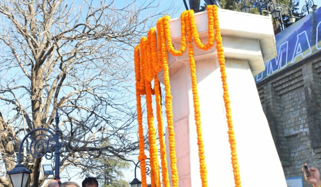 प्रधानमंत्री सुखविंदर सिंह सुक्खू ने महात्मा गांधी की पुण्य तिथि पर उन्हें श्रद्धांजलि अर्पित की।