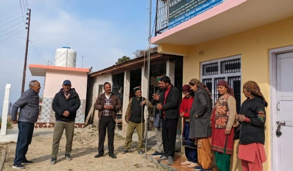 शिमला के अंतर्गत ग्राम पंचायत धरोगरा के प्रांगण में गणतंत्र दिवस मनाया गया।