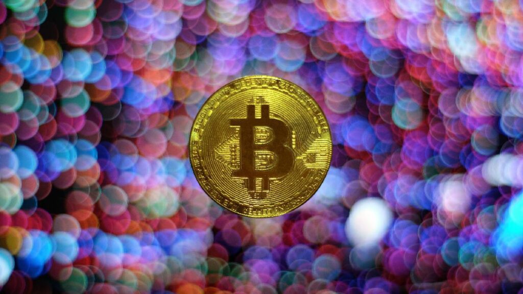 Bitcoin Trades Over $65,000 for First Time Since 2021, Volatility Causes Losses for Most Altcoins