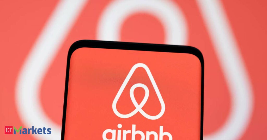 Airbnb में 6% से अधिक की गिरावट आई क्योंकि दूसरी तिमाही के निराशाजनक पूर्वानुमान ने प्रशंसकों के डर को कम कर दिया